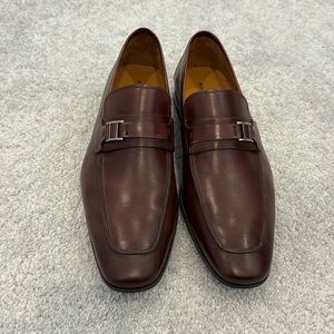 Excellent used condition brown dress shoes